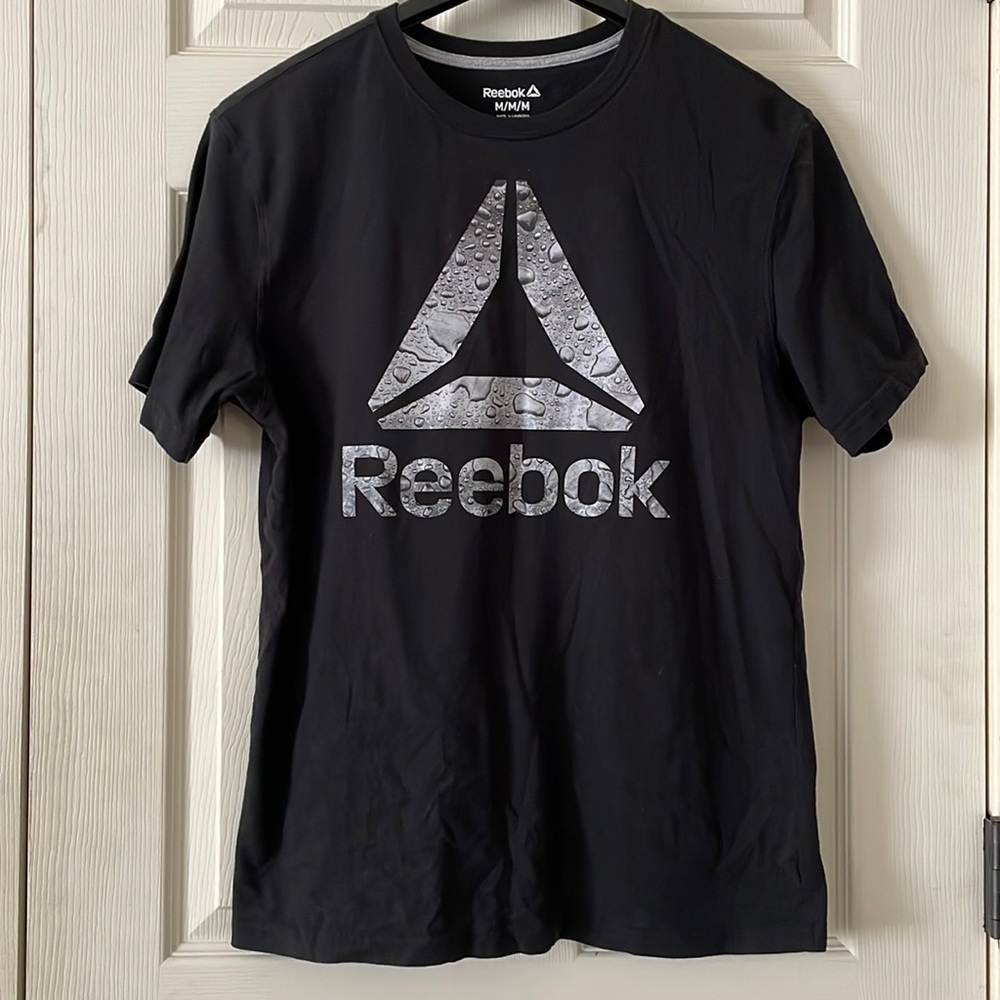 Men’s Reebok logo tee